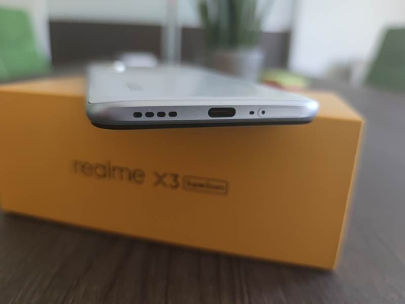 Realme X3 SuperZoom Review | 