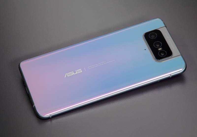 ASUS Zenfone 7 και Zenfone 7 Pro: Επίσημα οι νέες ναυαρχίδες με περιστρεφόμενη κάμερα |  ASUS Zenfone 7 και Zenfone 7 Pro: Επίσημα οι νέες ναυαρχίδες με περιστρεφόμενη κάμερα |