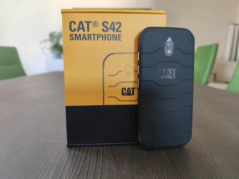 CAT S42 Review | 