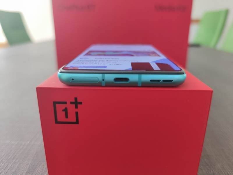 OnePlus 8T Review: Απίστευτη οθόνη, υψηλές επιδόσεις και ταχύτατη φόρτιση | 
