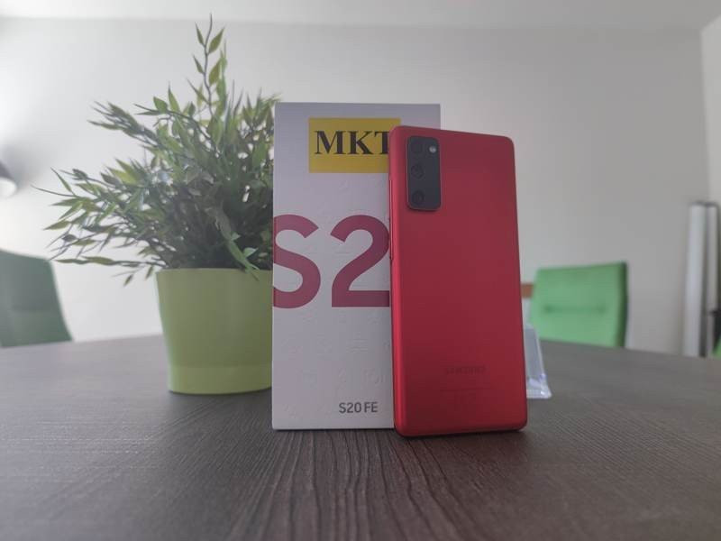 Samsung Galaxy S20 FE Review | 