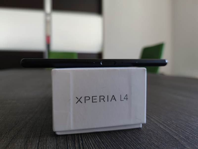 Sony Xperia L4 Review | 