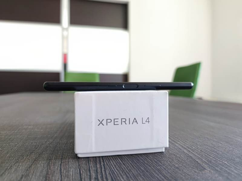Sony Xperia L4 Review | 