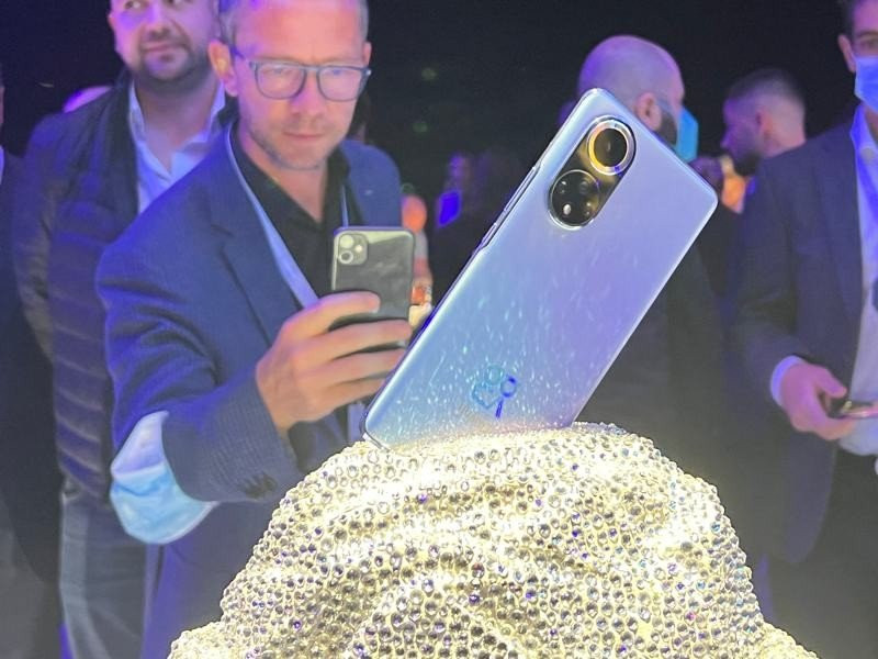 HUAWEI nova 9: Δυναμική επιστροφή με ένα εντυπωσιακό νέο smartphone | 