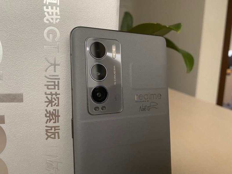 realme GT Explorer Master Review: Μοναδικό design και υψηλές επιδόσεις | 