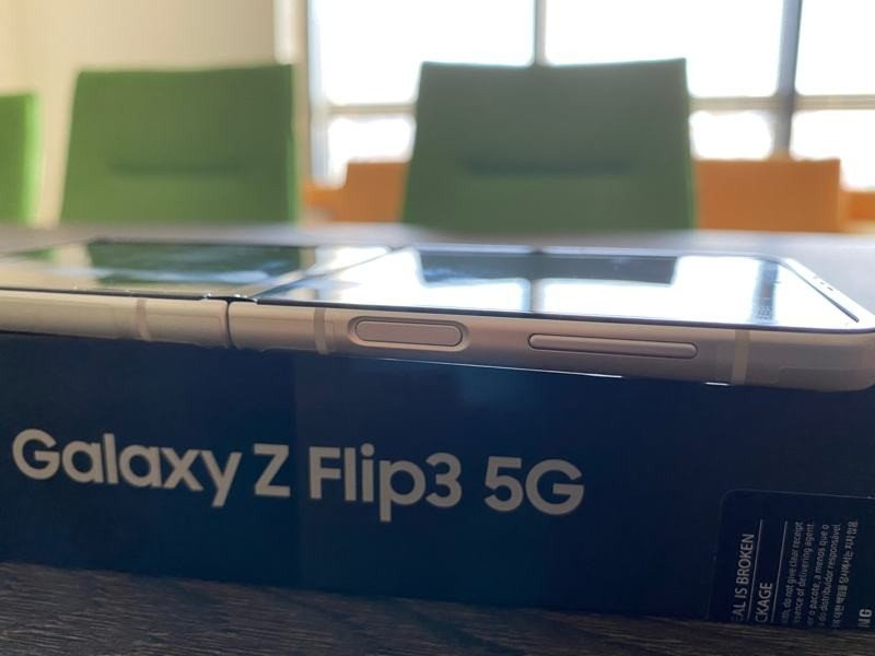 Samsung Galaxy Z Flip3 Review | 