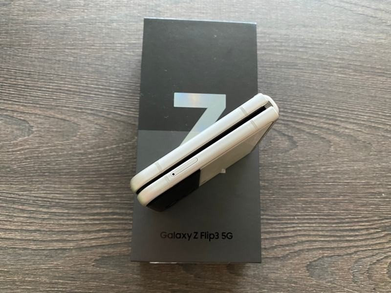 Samsung Galaxy Z Flip3 Review | 