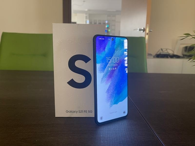 Samsung Galaxy S21 FE Review: Όμορφο, δυνατό, αλλά με εσωτερικό ανταγωνισμό | 