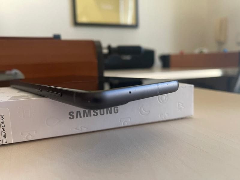 Samsung Galaxy S21 FE Review: Όμορφο, δυνατό, αλλά με εσωτερικό ανταγωνισμό | 